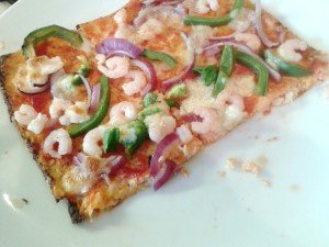 Low Cal Pizza with prawns and veg