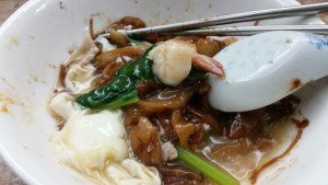 Tua pan koay teow- noodles and sauce, is served. 