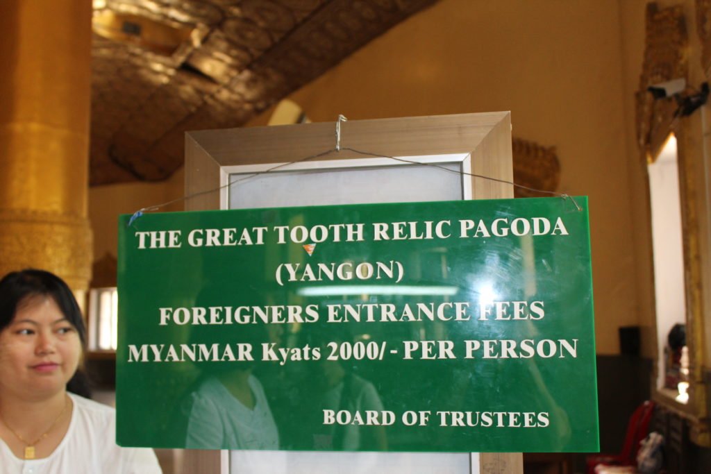 tooth relic pagoda, Yangon